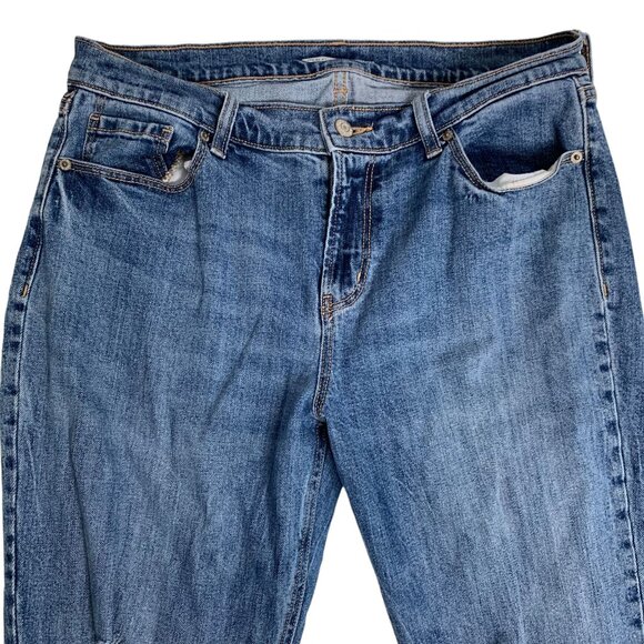 Old Navy Boyfriend Mid Rise Jeans 10 Med Wash Distressed Ankle Cropped 5 Pocket - Picture 2 of 5